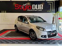 RENAULT - SANDERO - 2014/2014 - Prata - R$ 36.900,00