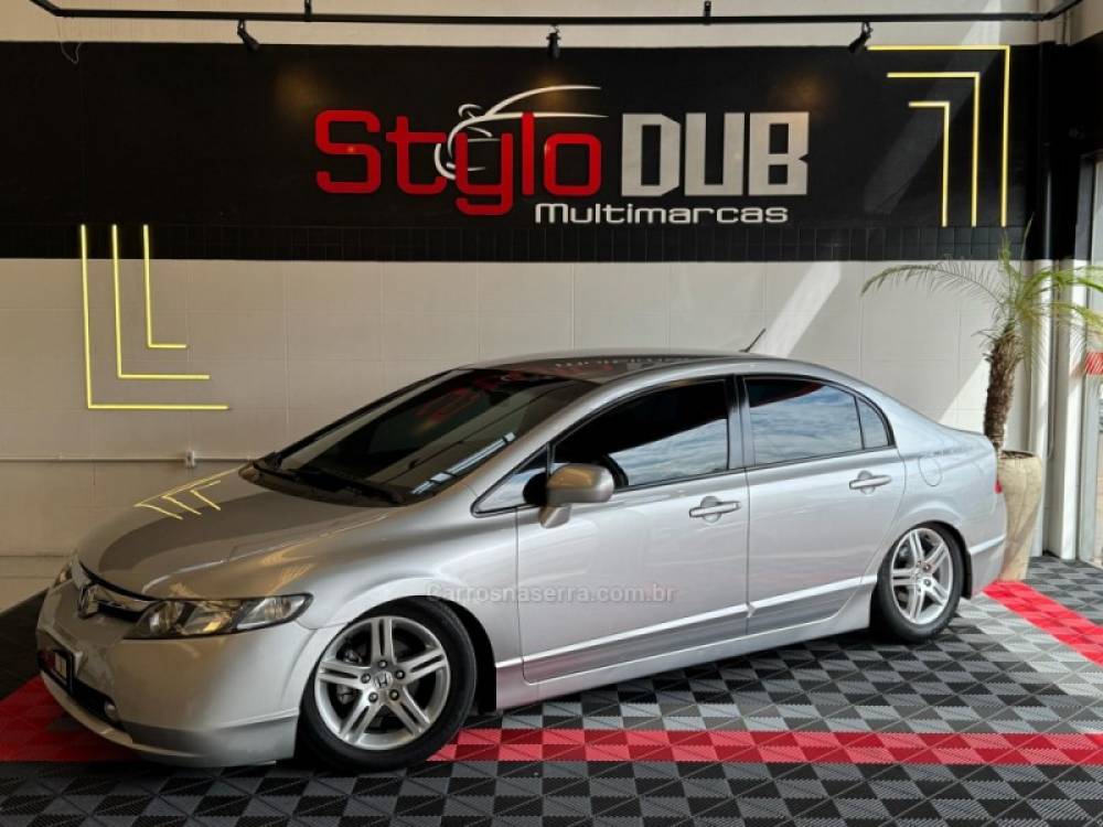 HONDA - CIVIC - 2007/2007 - Prata - R$ 48.900,00